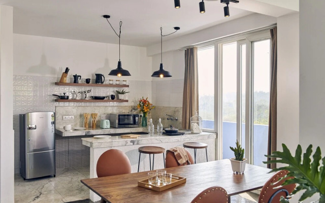 Minimalist Poshtel & Suites