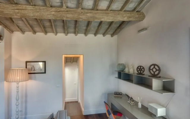 Beautiful Terrace Serragli