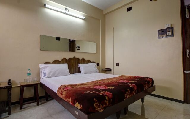 Hotel Navaratna Deluxe by OYO Rooms