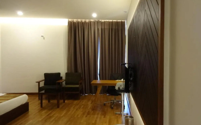 Woodies Bleisure Hotel