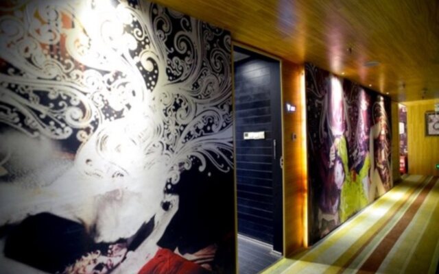 Vision Fashion Hotel