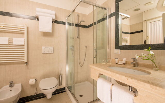 Arcom Palace Hotel
