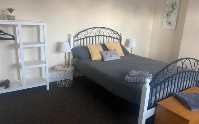Flat 1. Cleethorpes apts