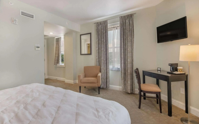 The Gin Hotel, an Ascend Collection Hotel