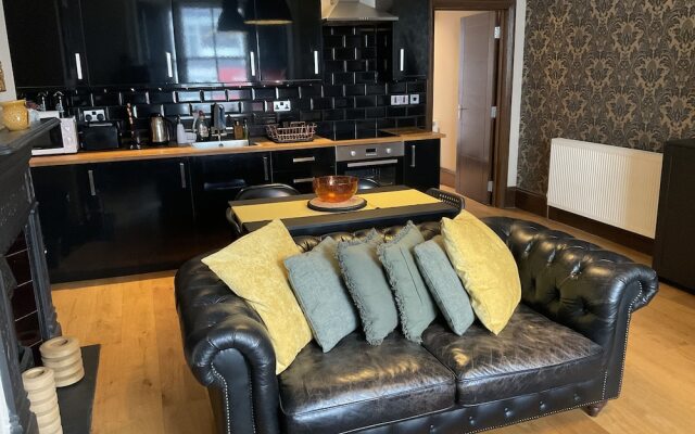 Brighton Beach Stylish 1 Bed Apartment