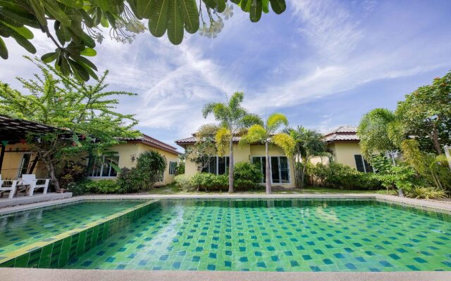 Paradee Resort Hua Hin