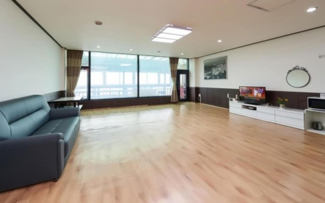 Daebudo Badatga Urijip Pension