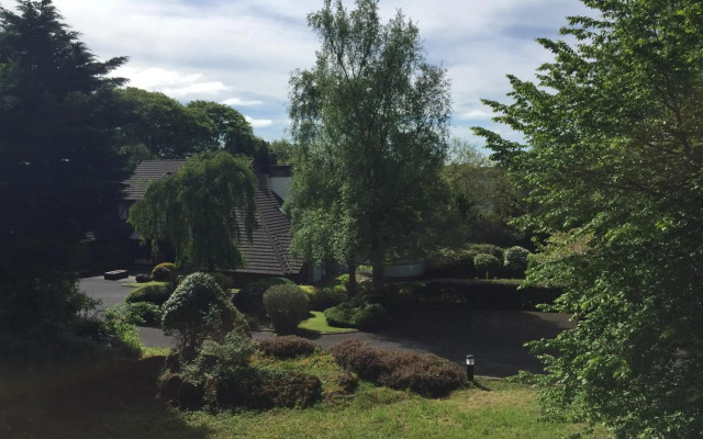 Tudor Lodge Guest Accommodation