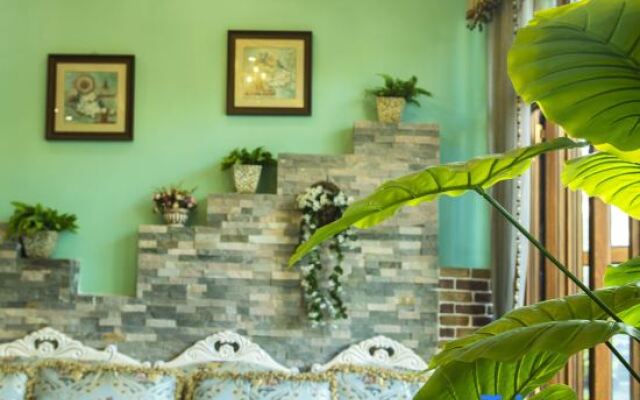 Shizhushanse Theme Garden Hotel
