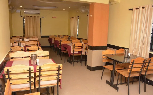 Hotel Megharaj