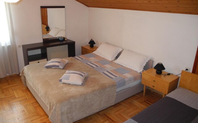 Apartment Biro 4 1 pax