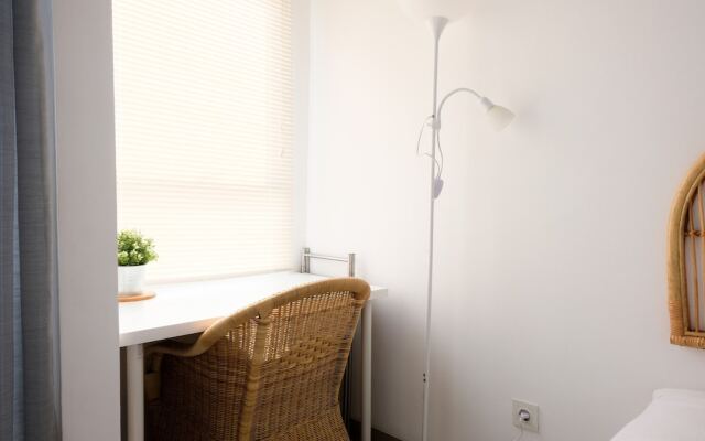 Simple Studio @ Poris 88 Apartment