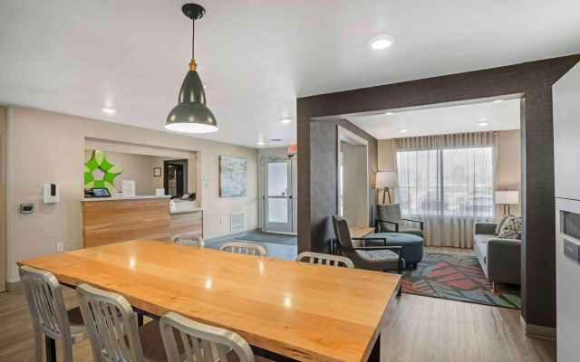 Extended Stay America Select Suites - Charlotte - Northlake
