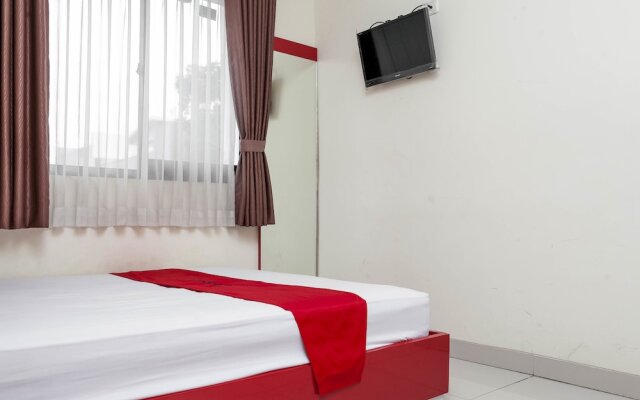 RedDoorz @ Buah Batu 2