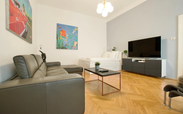 Standard Apartment by Hi5 - St. King street 16.