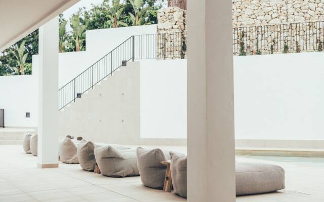 Cala Lanuza Suites