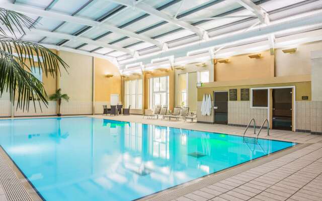 Gleddoch Golf & Spa Resort