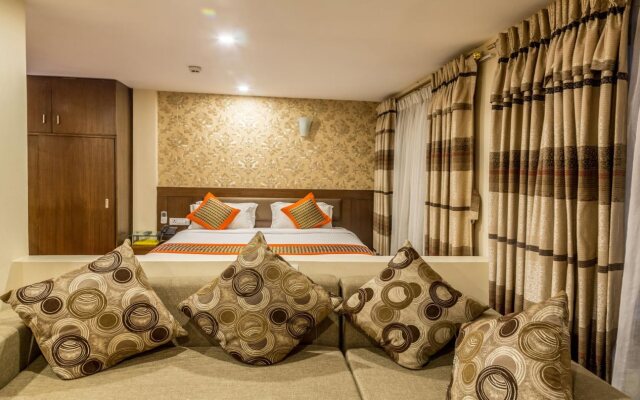 Capital O 338 Yellow Pagoda Hotel