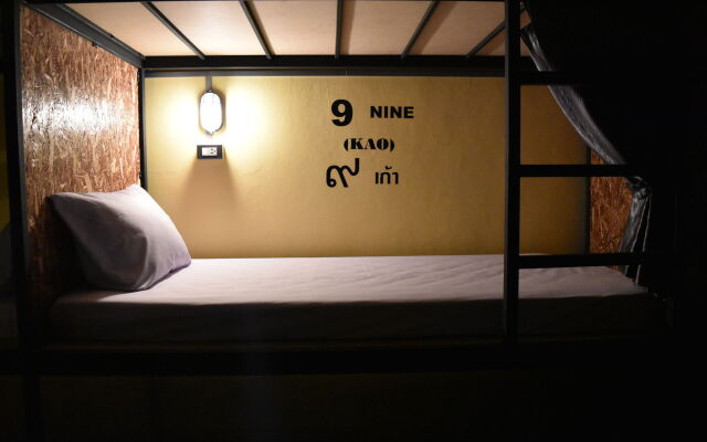 Hide Bangkok Hostel