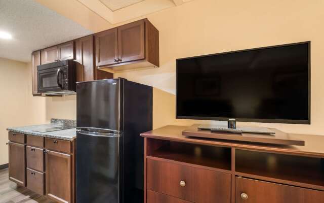 Suburban Studios Buffalo Airport