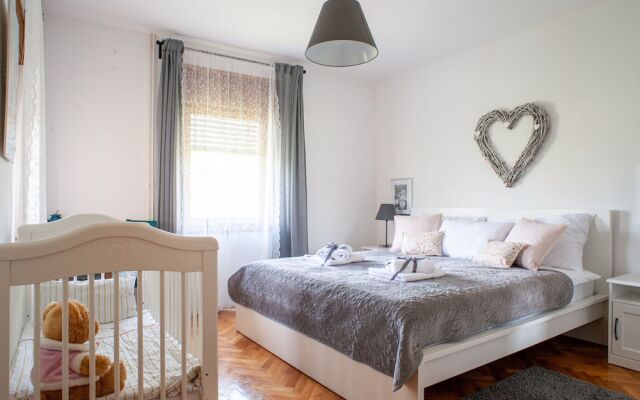 Lovely Villa in Krapinske Toplice with Garden and Barbeque
