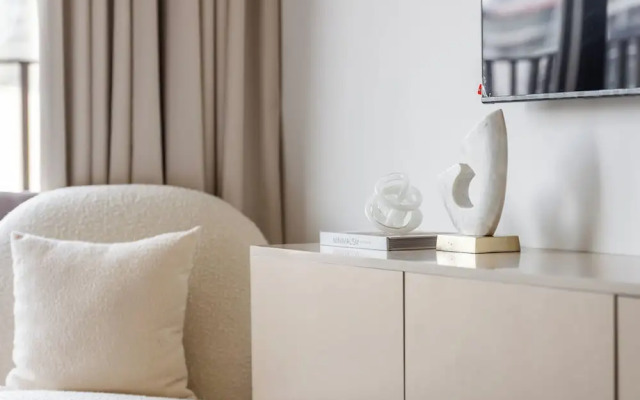 JVC Gem 2BR w maidsroom - Oakley Square