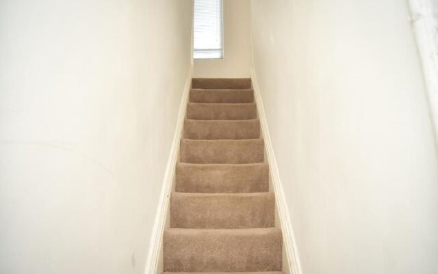 Execellent Home to Stay in Moston M40