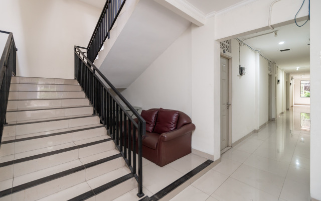 Urbanview Hotel Minongga Pondok Labu by RedDoorz