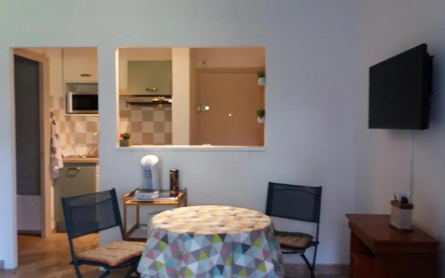 Studio dans résidence
