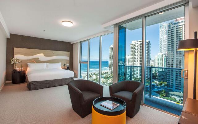 Hilton Surfers Paradise Hotel & Residences.