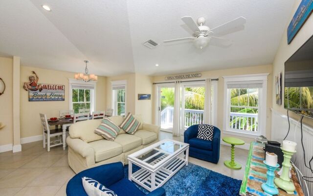 Sea Breeze by AMI Locals