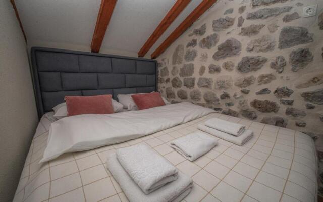 Antika Guesthouse