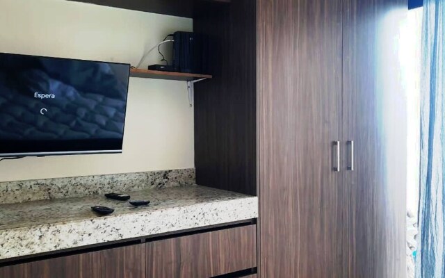 Luxurious Condo Studio 5 Minutes Beach