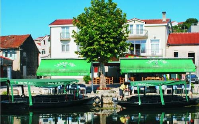 Guest House Djudja i Mate