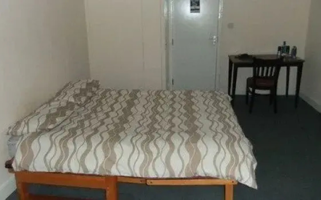 Bolton Hotel