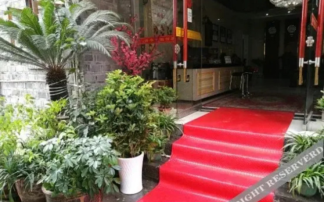 Tuojiang Yinxiang River-view Inn