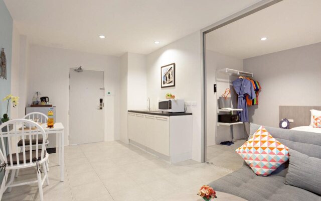 Recenta Suite Phuket Suanluang