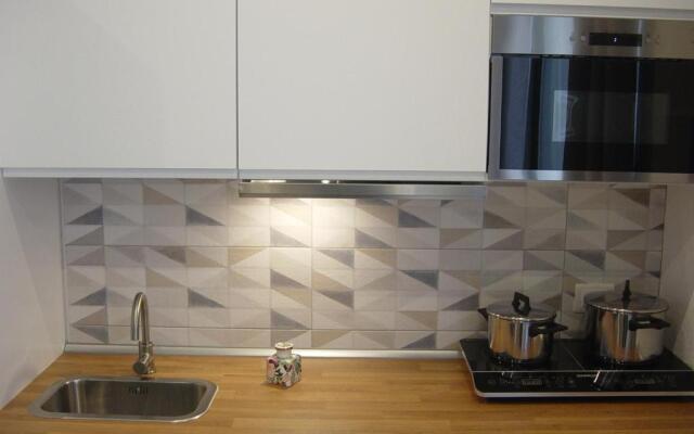 kissunderthemoonapartments