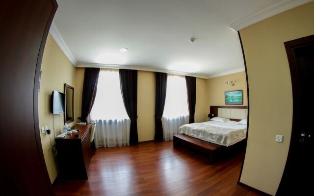 Vilesh Palace Hotel
