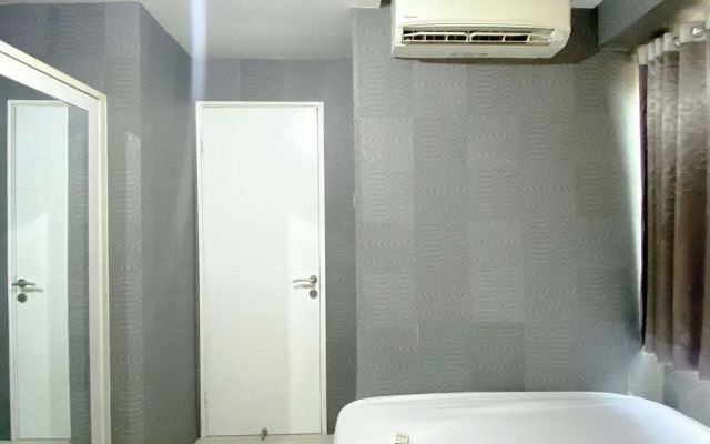 Best Strategic And Homey 2Br At Bassura City Apartment
