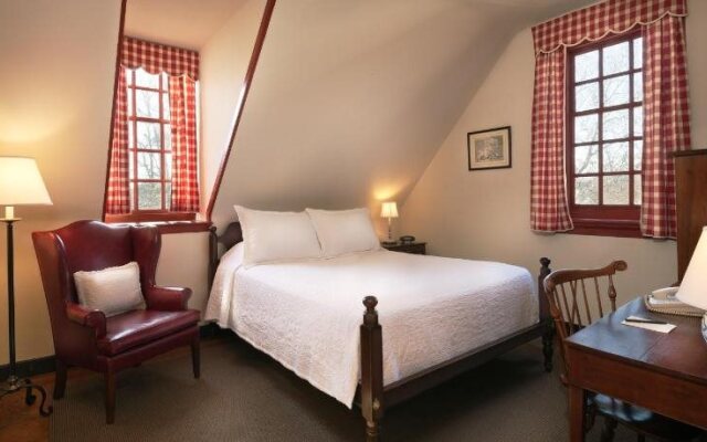 Отель Colonial Houses, an official Colonial Williamsburg