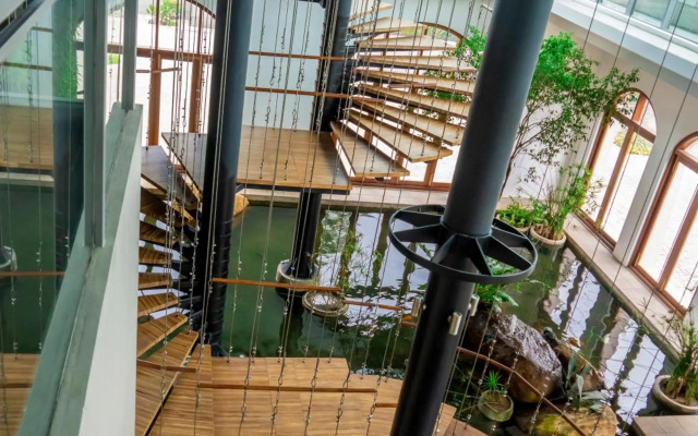 Oceanfront Galle Apartment L4-10