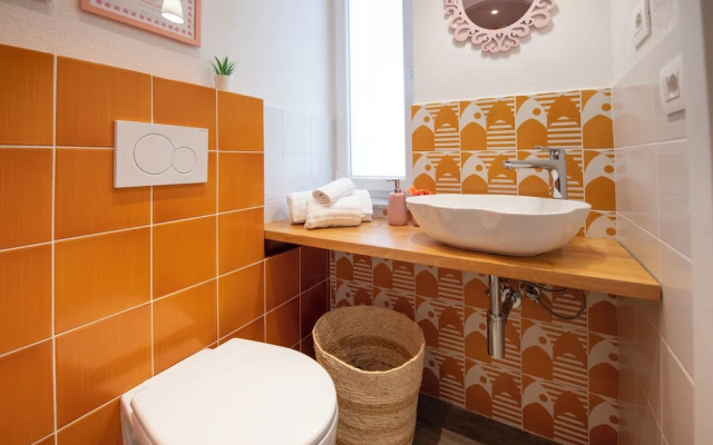 aMoneglia 2 minutes walk to the beach, PVT park