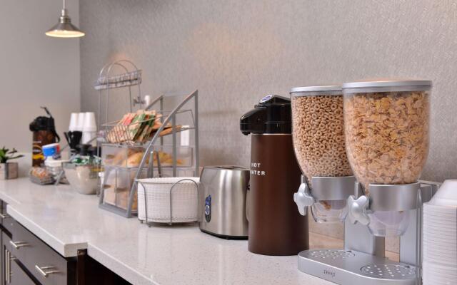 Americas Best Value Inn Memphis Airport