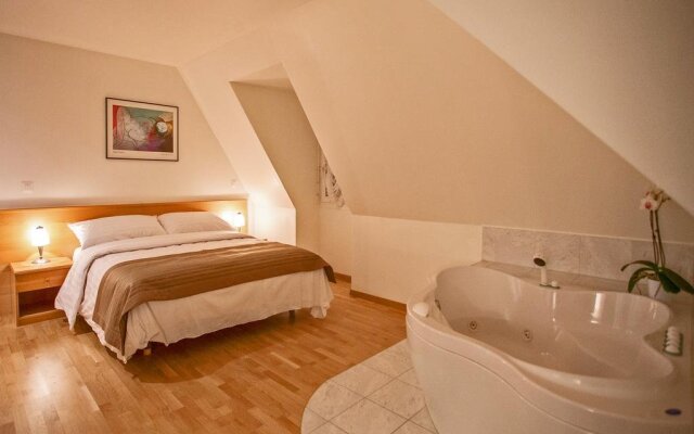 Los Lorentes Residences - Bulle