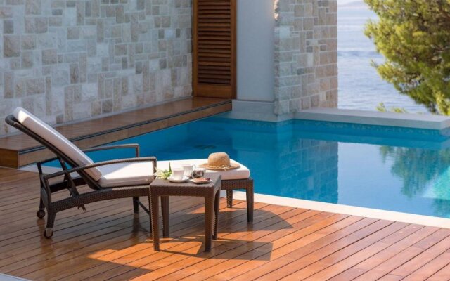 Luxury Seafront Villa Brela Pride with private heated pool at the beach in Brela - Baska Voda