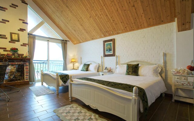 Hou Niao Fei Xing B&B
