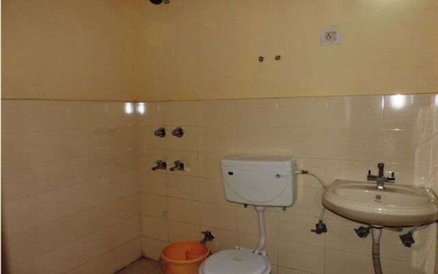 A O Guest House & Home Stay
