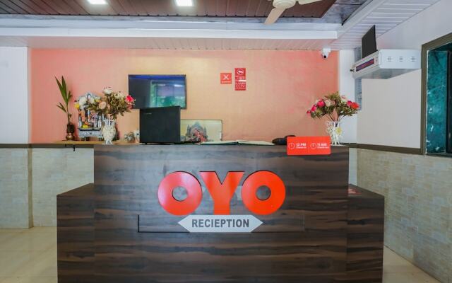 OYO 18815 Bhushan Residency