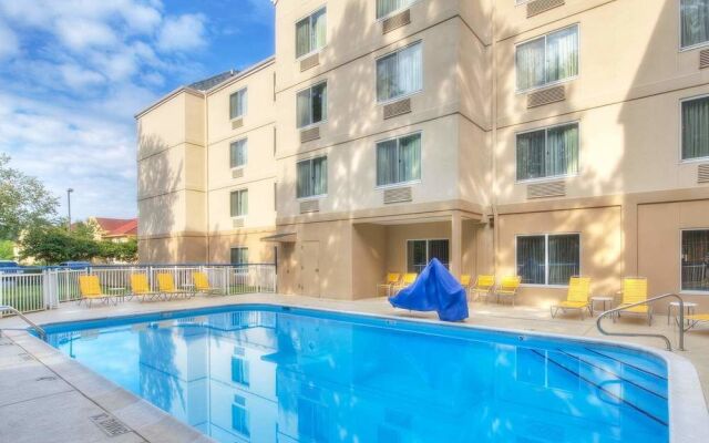 Fairfield Inn & Suites Raleigh Crabtree Valley